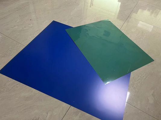 Clichè di CTCP e clichè di PS con la macchina di stampa offset