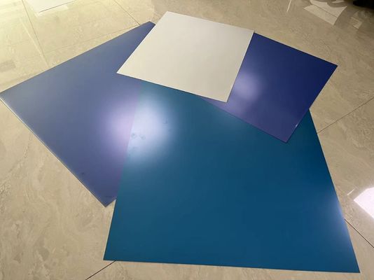 Lastra di stampa CTCP in alluminio per macchine offset con spessore da 0,15-0,30 mm ed energia laser da 100-140 MJ/cm2